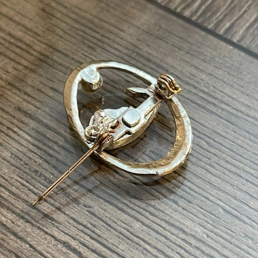 Vintage Silver-Tone Praying Mother Mary Lapel Pin Religious Catholic
